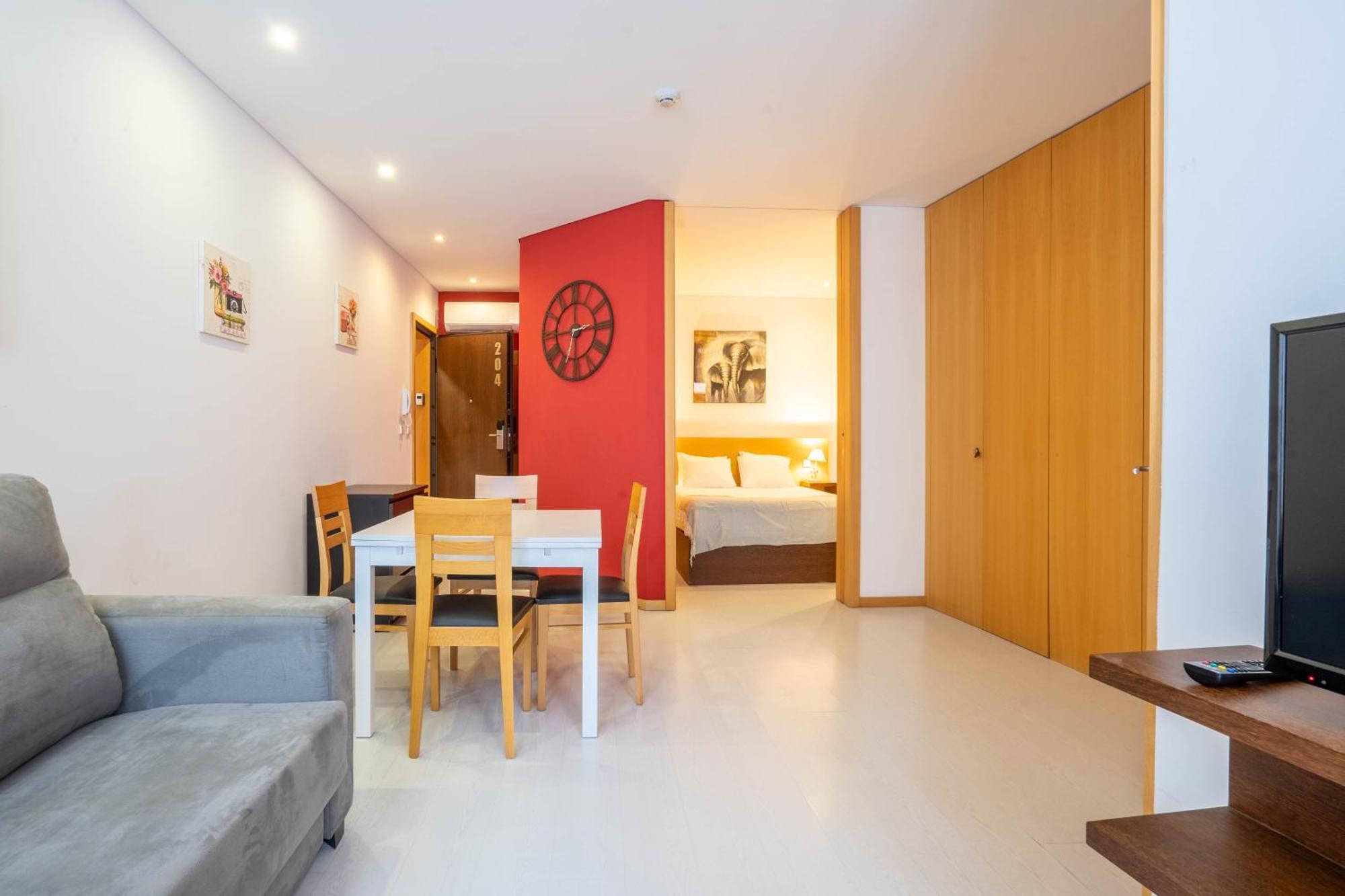 Reis De Gaia Apartment บีลาโนวาเดกายา ภายนอก รูปภาพ