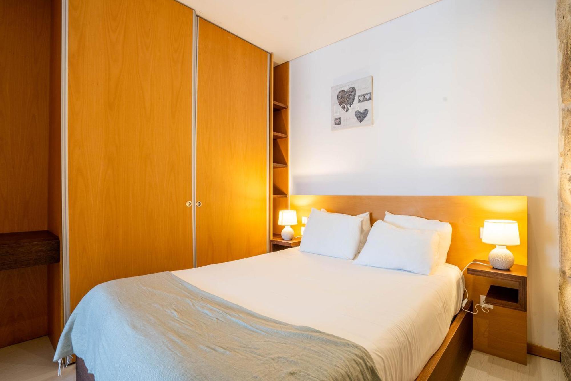 Reis De Gaia Apartment บีลาโนวาเดกายา ภายนอก รูปภาพ