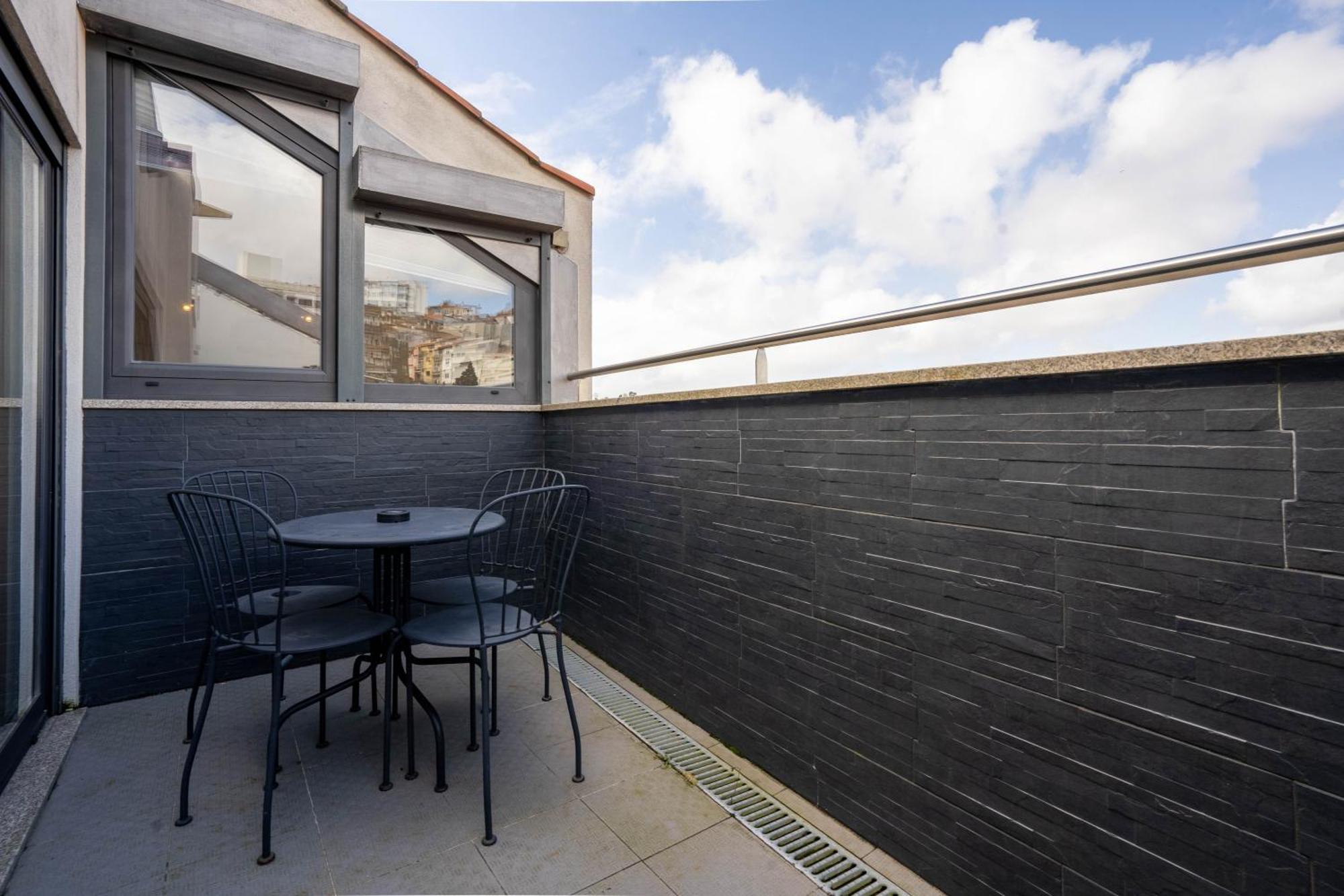 Reis De Gaia Apartment บีลาโนวาเดกายา ภายนอก รูปภาพ